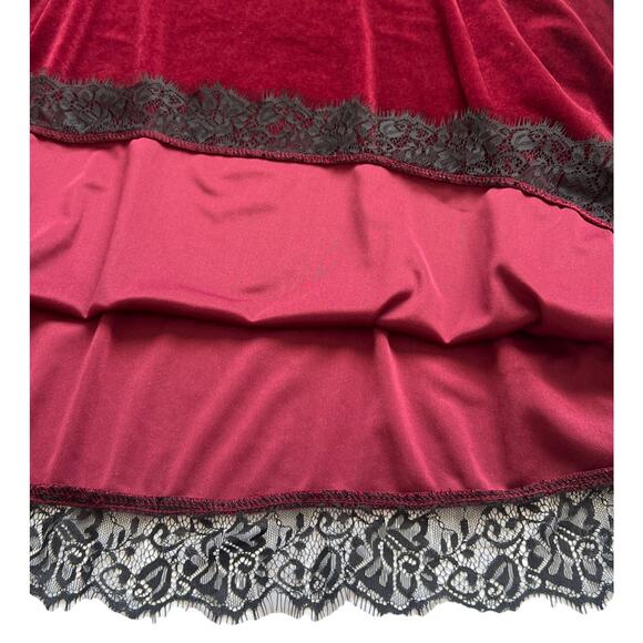 Cosmic Aura Slip Dress Womens 1X Burgundy Velvet Adjustable Straps Lace Hem Goth - Picture 7 of 12